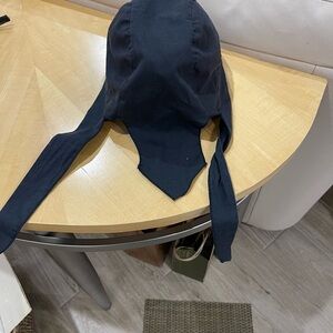 Black cotton scull cap